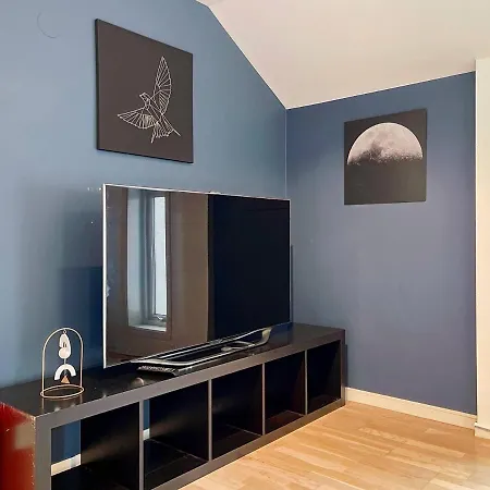 Central 2 Bedroom Near Sea Appartement