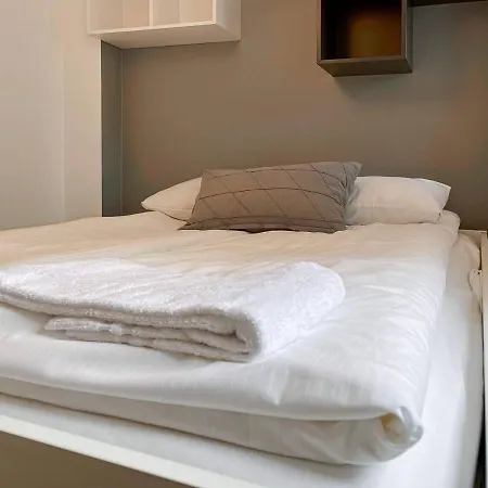 Central 2 Bedroom Near Sea ستافانجر